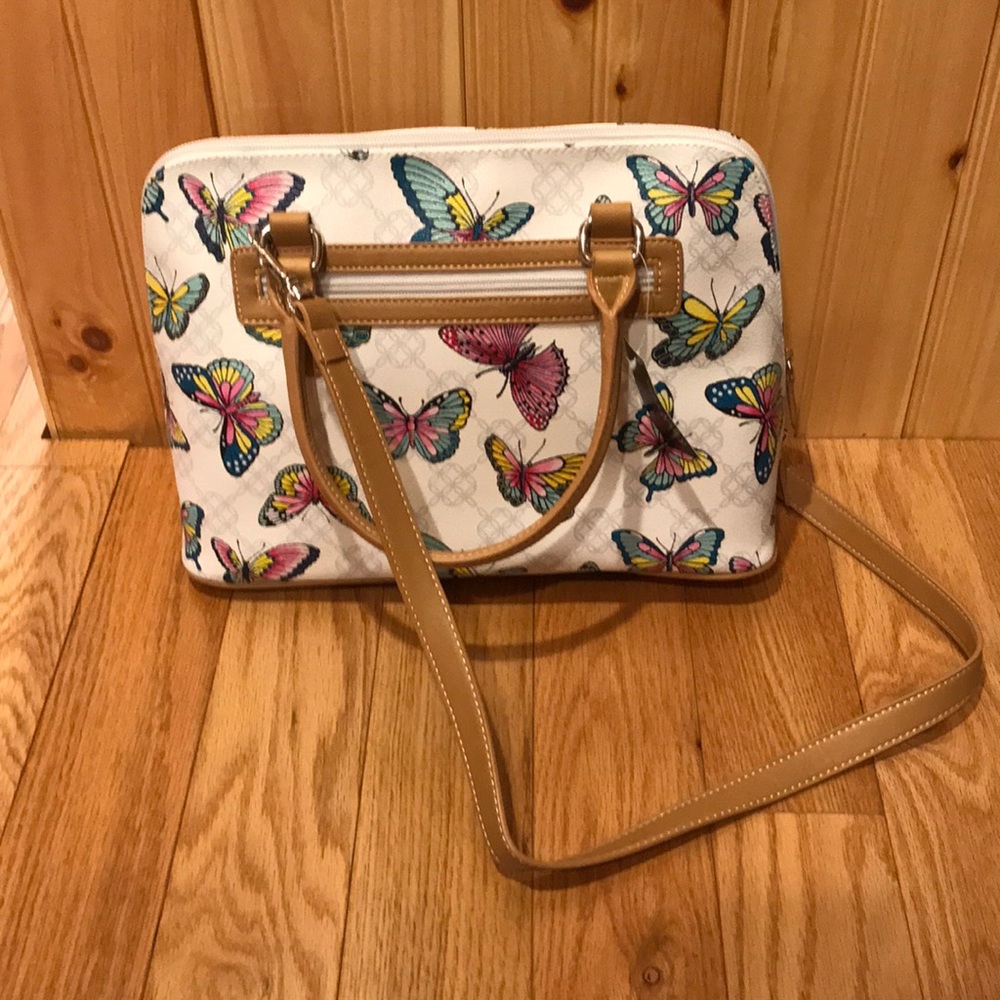 Hand bag